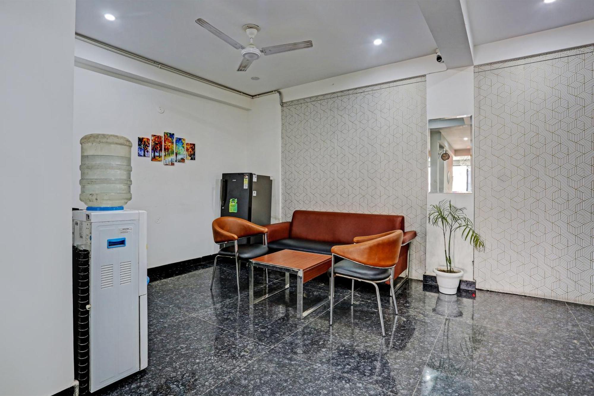 Hotel O Vikrant Residency Gurgaon Dış mekan fotoğraf